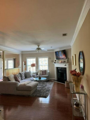 Luxury Pink Cascades Oasis - Gated Community